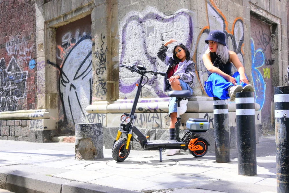 Patinetas eléctricas Evobike S6 todoterreno con suspensión y doble faro para movilidad urbana